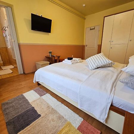 Abigel 2 Vendeghaz Hotel Miskolc Buitenkant foto