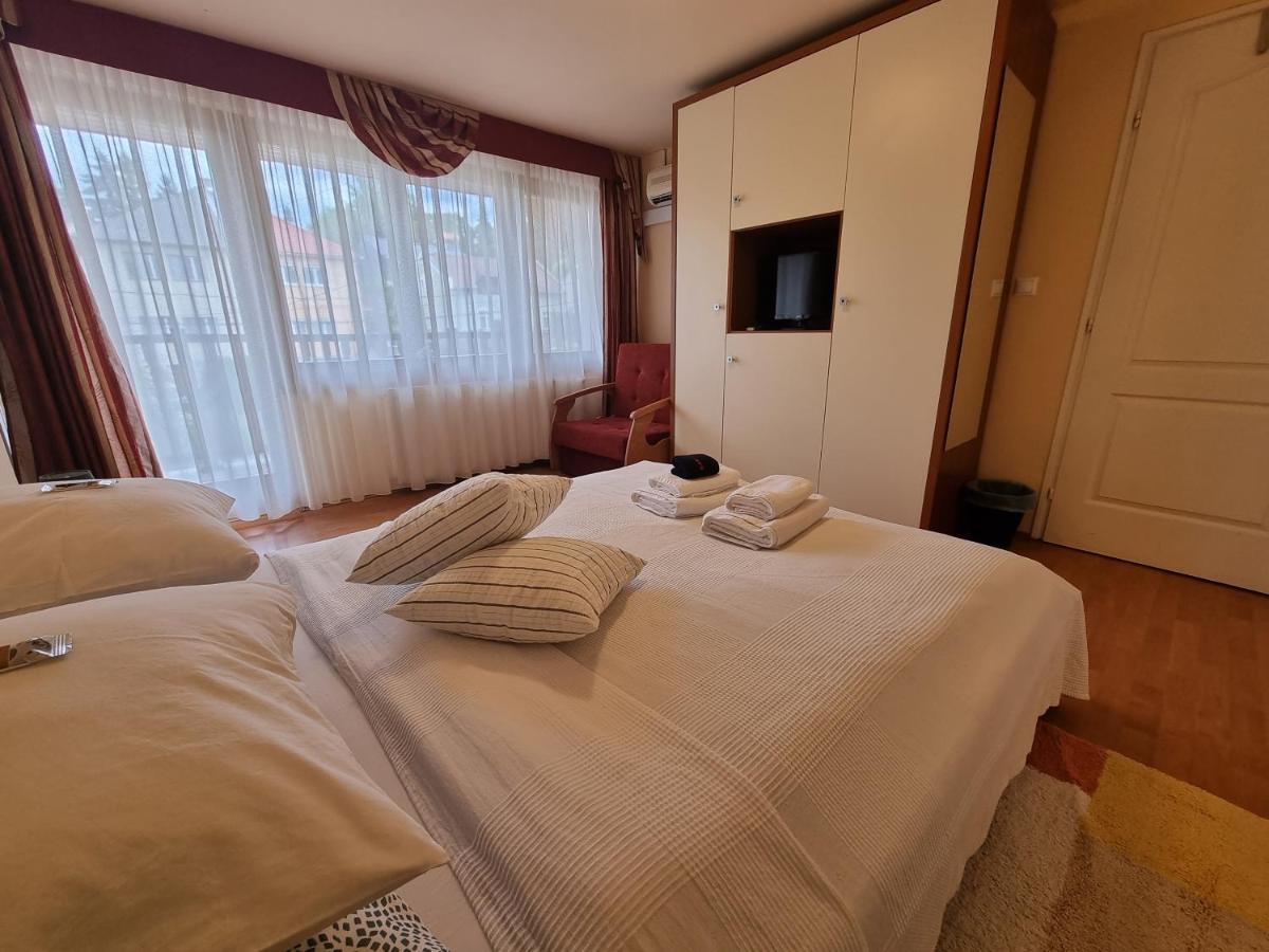 Abigel 2 Vendeghaz Hotel Miskolc Buitenkant foto