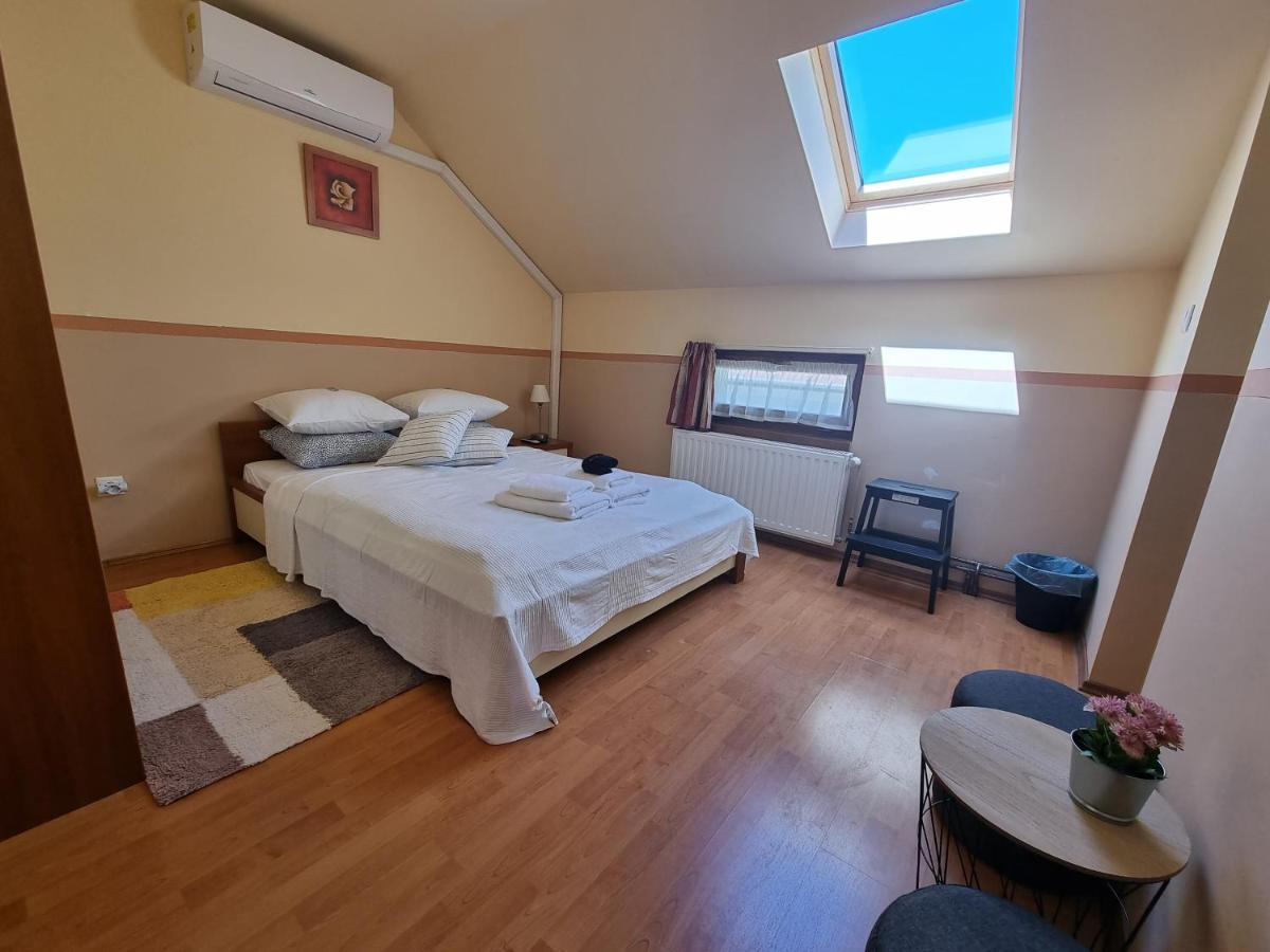 Abigel 2 Vendeghaz Hotel Miskolc Buitenkant foto