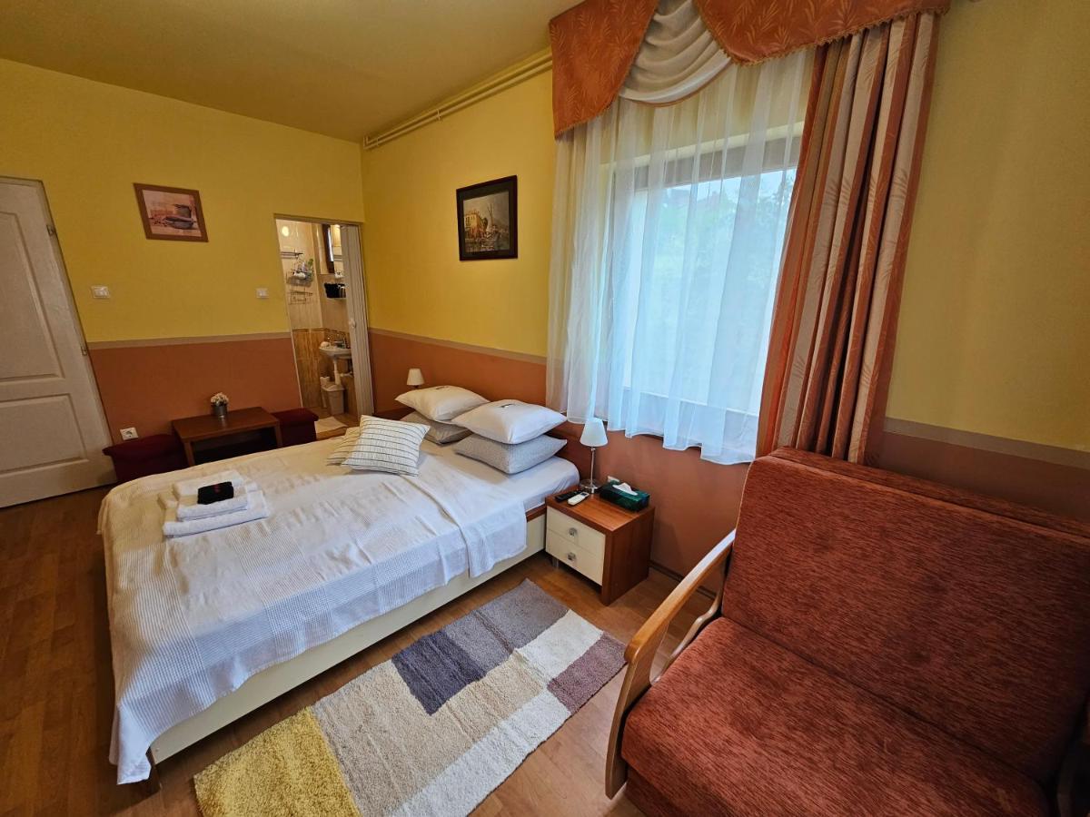 Abigel 2 Vendeghaz Hotel Miskolc Buitenkant foto