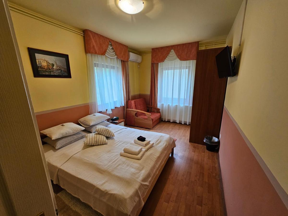 Abigel 2 Vendeghaz Hotel Miskolc Buitenkant foto