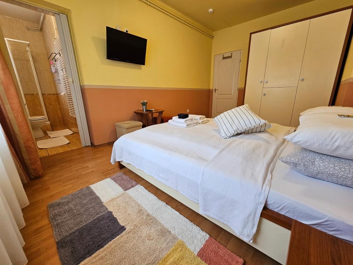 Abigel 2 Vendeghaz Hotel Miskolc Buitenkant foto